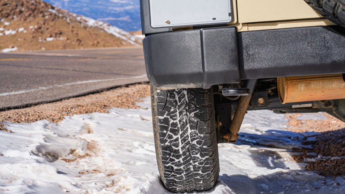Cybertruckens vintertrick: Sådan virker Slippery Surface Mode