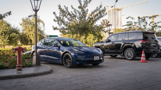 Brugte elbiler stiger i pris i USA – også Tesla Model 3 bliver dyrere brugt