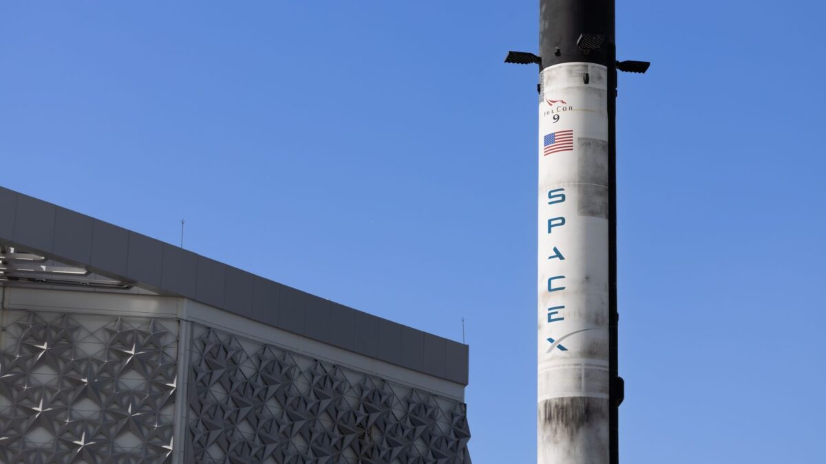 Musk antyder Tesla-SpaceX-fusion på regnskabskald