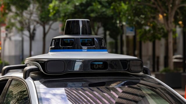 Musk hånler efter Volvo dropper LiDAR permanent på EX90 og ES90