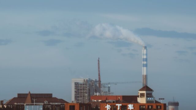 Musk afviser rygte om salg af Gigafactory Shanghai
