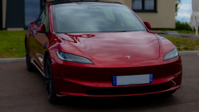 Tesla-designchef: Ny Roadster kommer “meget snart” – efter ni års forsinkelser