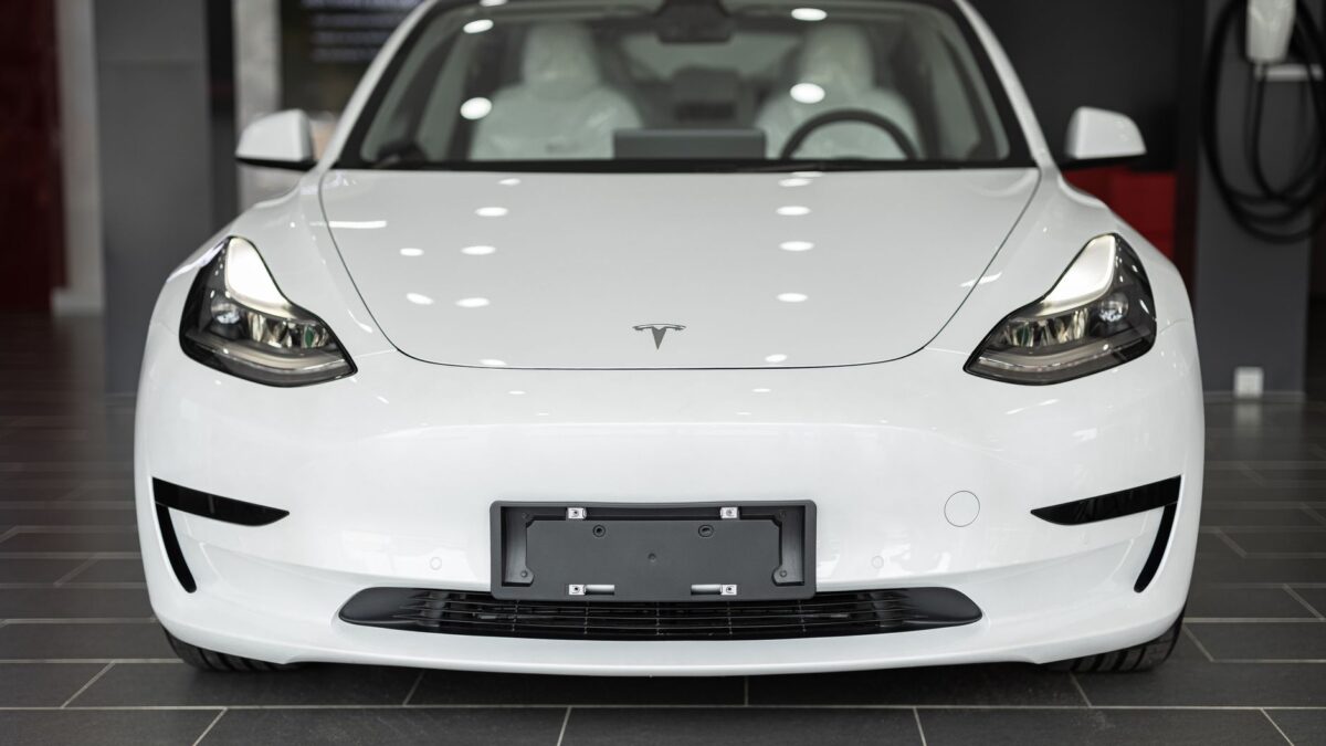 Tesla opbrugte hele sin andel af Californiens elbil-tilskud på fem dage