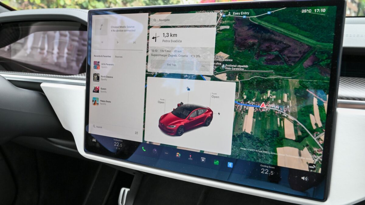 Tesla ruller “Foretrukne Ruter” ud via kortopdatering – ikke sommerens softwareopdatering