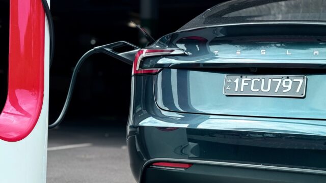 Cybercab kan (endnu) ikke lades derhjemme – kun ved Supercharger