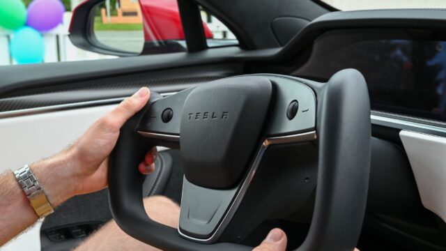 Tesla FSD-afstemning i EU udskudt til december, Danmark allerede ombord